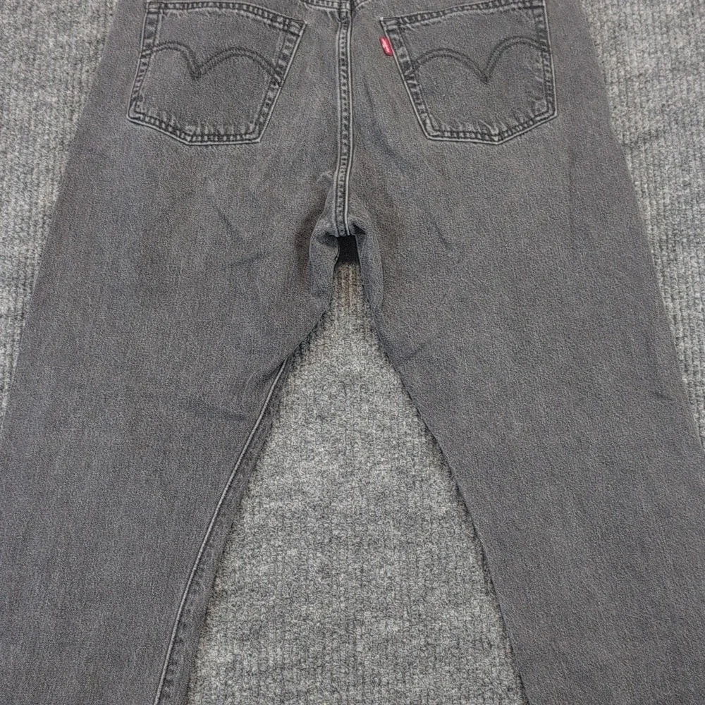 Levi's Men's 30x26 Gray Denim Jeans Straight Fit Button Fly Distressed 5-Pocket